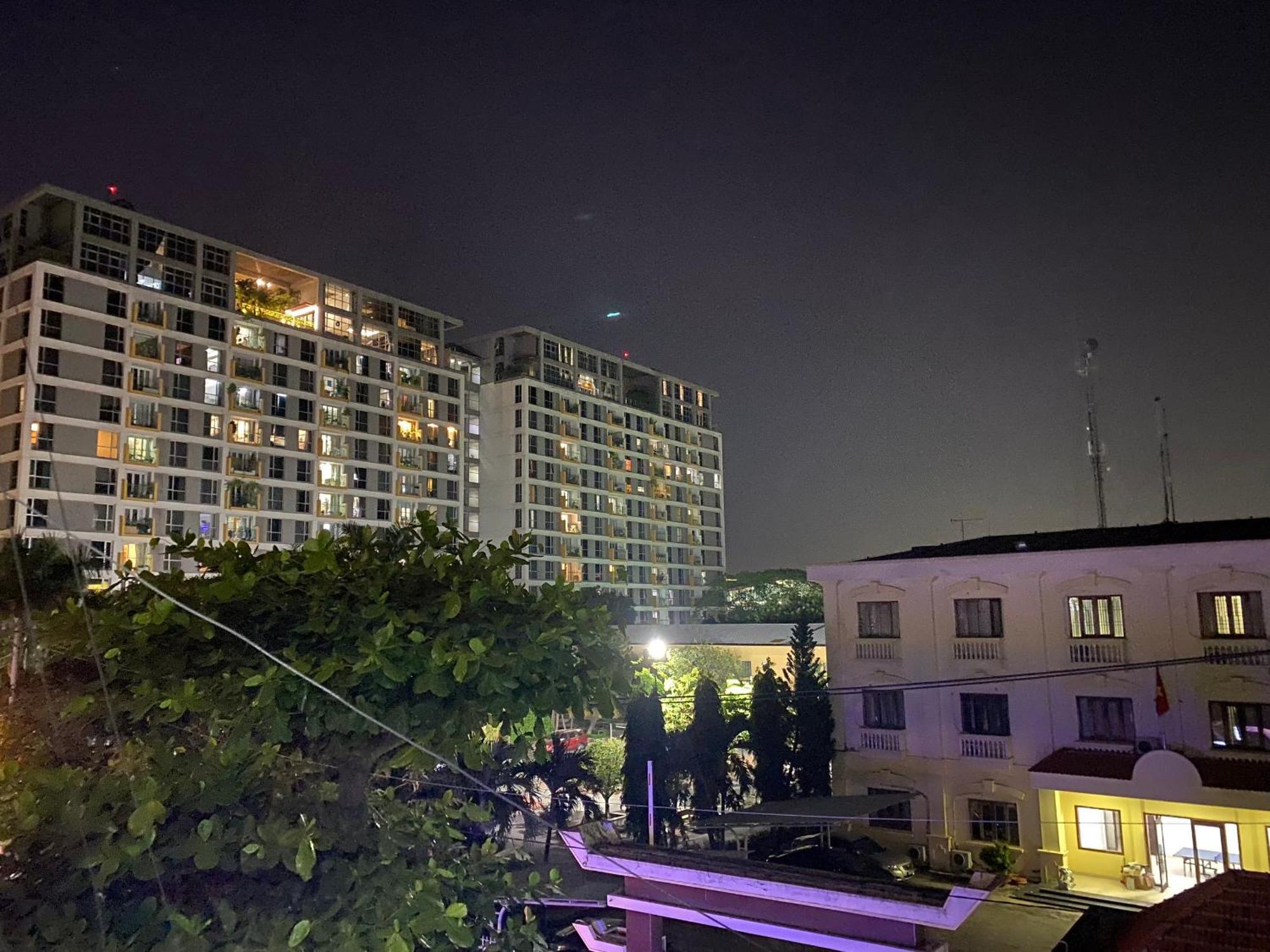 Апартаменты Start House Dorm Walk 5 Minutes To The Airport Хошимин Экстерьер фото